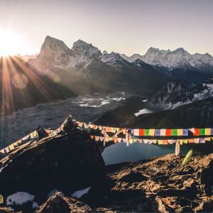 Trek Gokyo-Ri via Gokyo Lakes Nepal